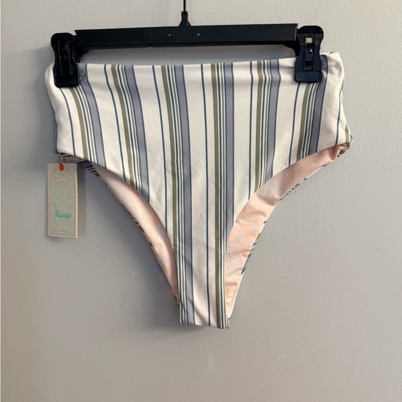Maaji Other - Maaji Reversible Striped Floral High Waisted Bikini Bottom Sz L High Leg Cheeky
